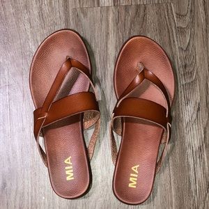 Mia Sandals